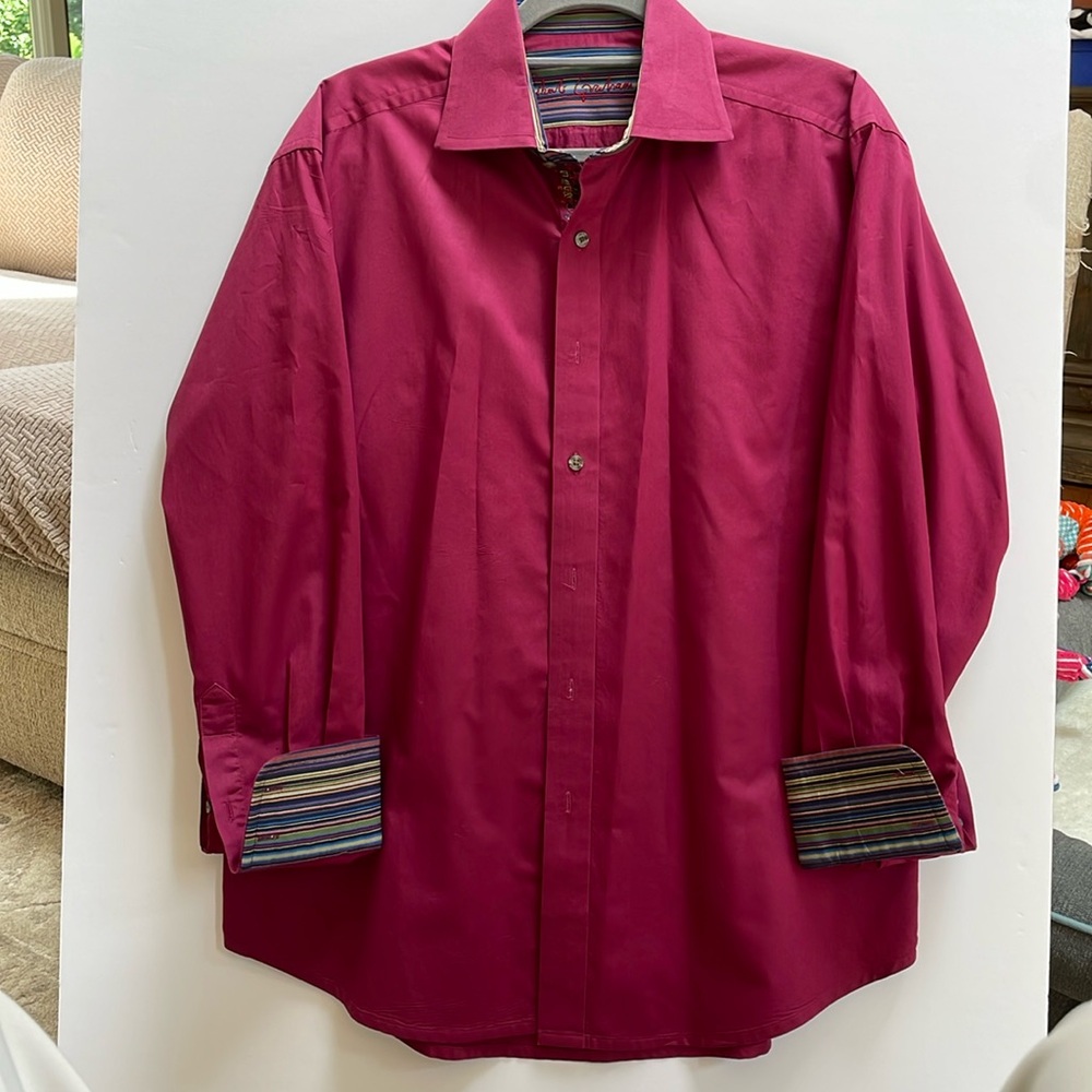 Robert Graham men’s button-down shirt